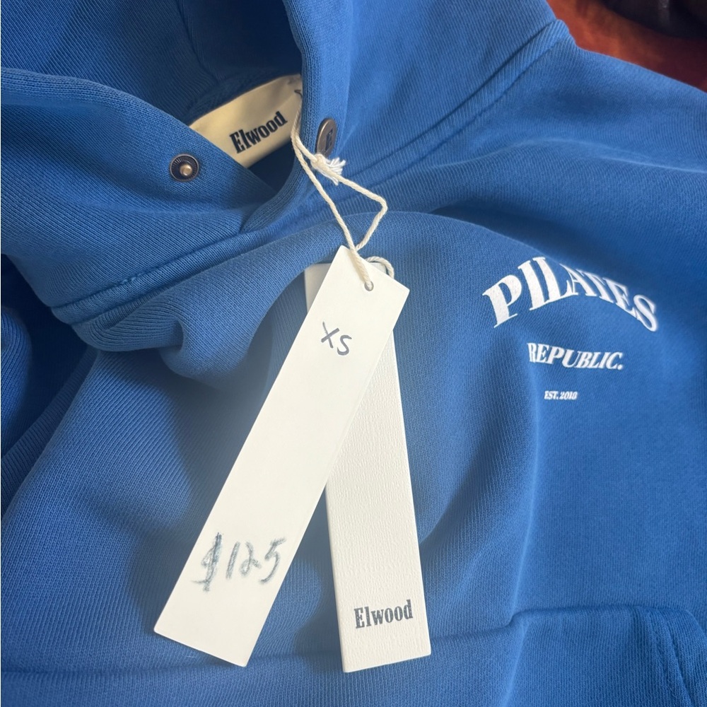 Boxy Hoodie - Picture 9 of 10